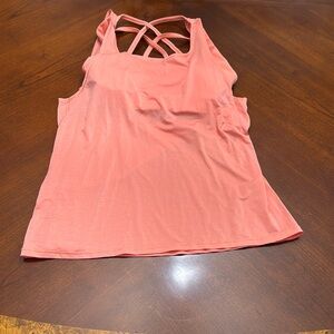 Lulumelon peach top size 6